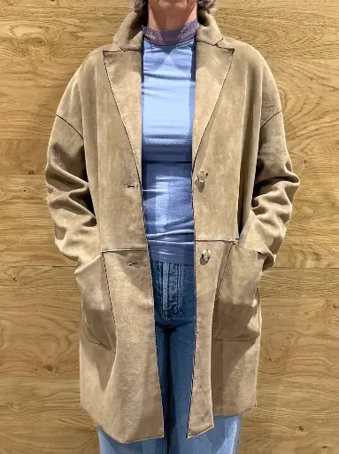 Jackie Leathers Mantel - Angelique in nougat